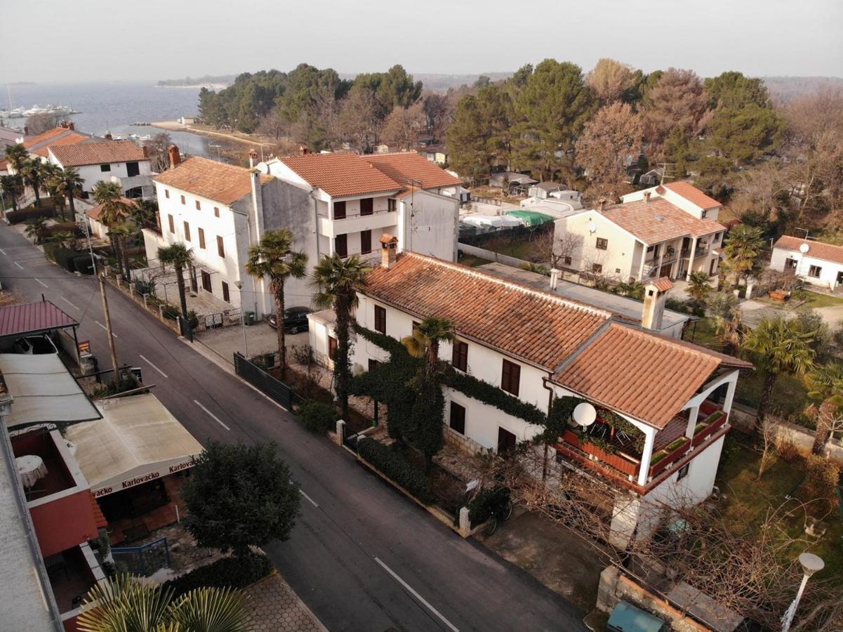 Anamarija Apartments Near The Beach And The Fantastic Adria Sea With Over 10 Small Islands Close By Funtana Exterior foto