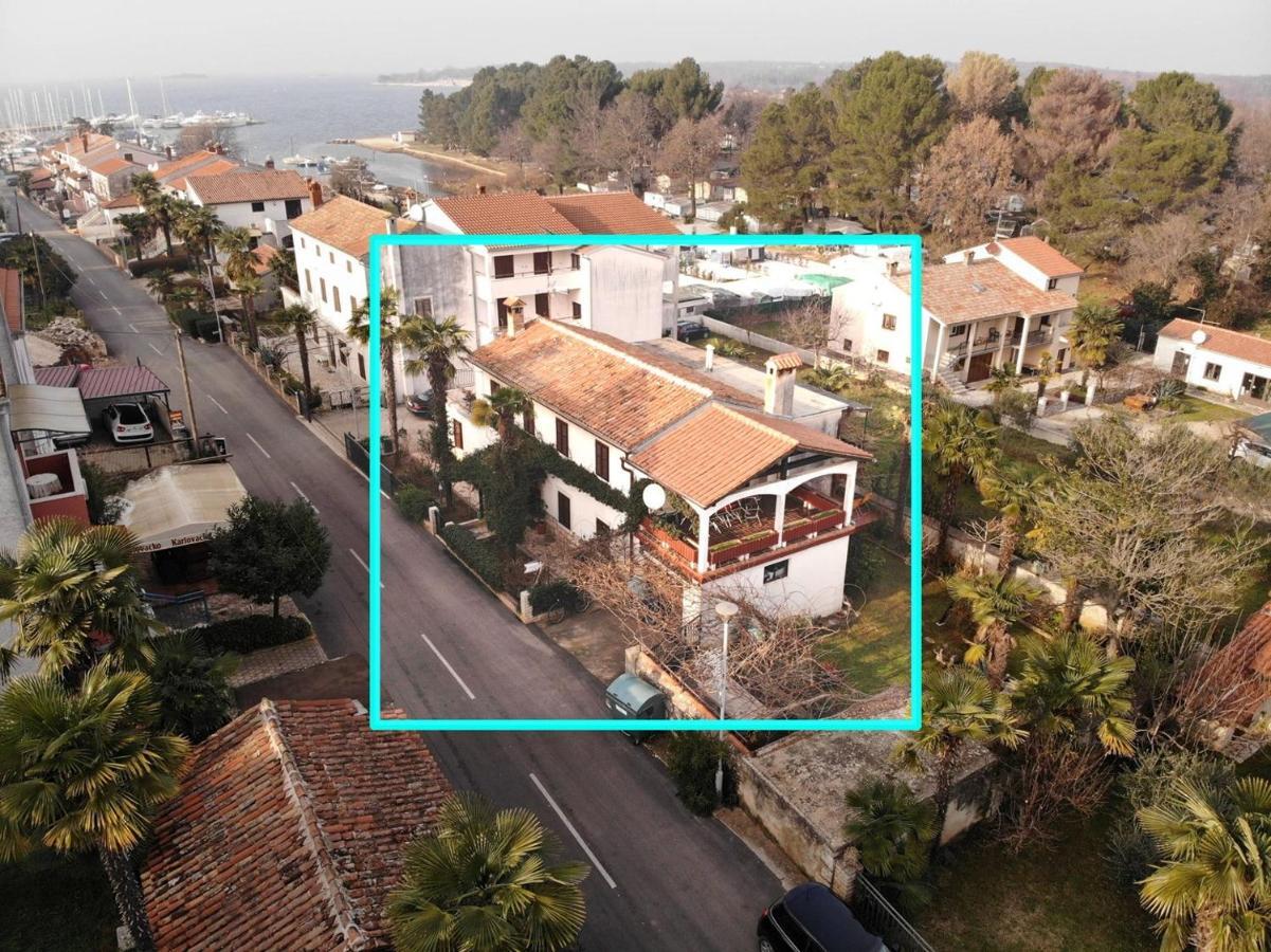 Anamarija Apartments Near The Beach And The Fantastic Adria Sea With Over 10 Small Islands Close By Funtana Exterior foto